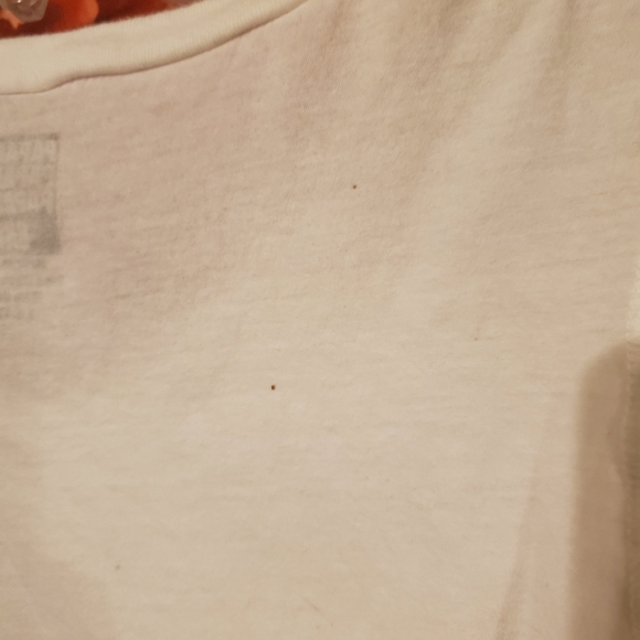 Soft Tee - Picture 3 of 5